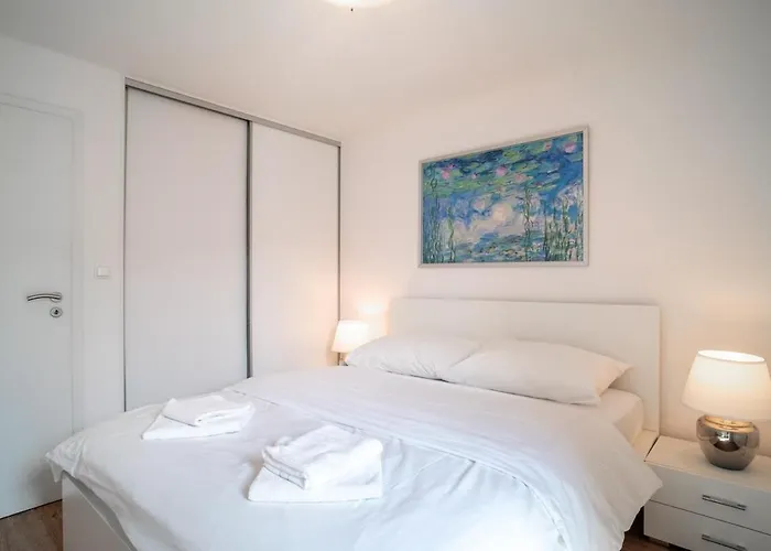 1brw - Secure Parking *